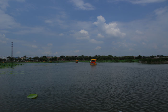 ˮ��һɫ���̲�ʎ����С���x��߅Խ��Խ�h(yu��n)��